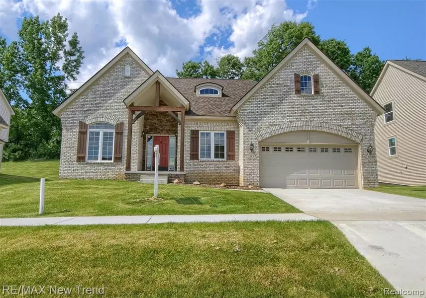 543 NAPA VALLEY Drive, Milford, MI 48381