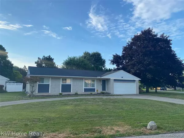 Novi, MI,41045 HOLLYDALE