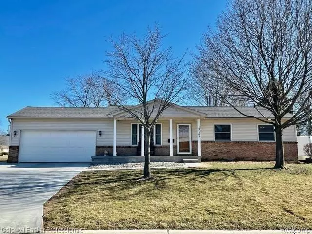 Grand Blanc, MI 48439,12165 RIVERBEND Drive