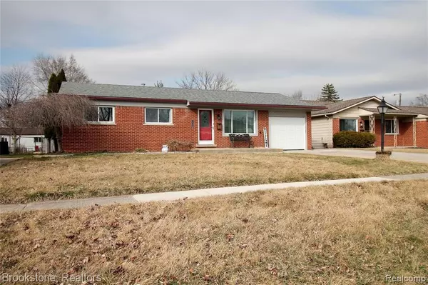 Sterling Heights, MI 48313,11739 FALCON Drive