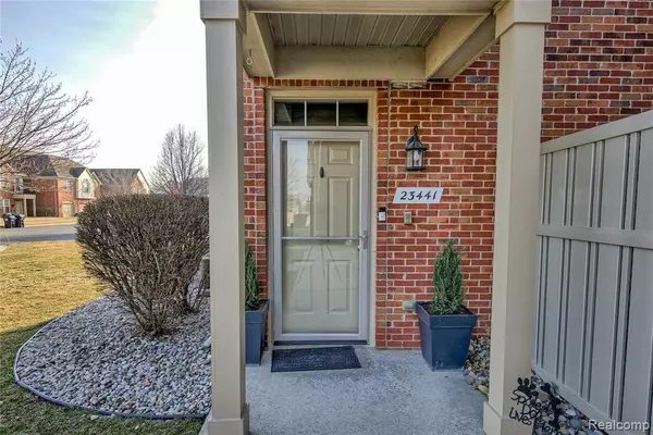 Woodhaven, MI 48183,23441 WILLIAMSBURG Circle