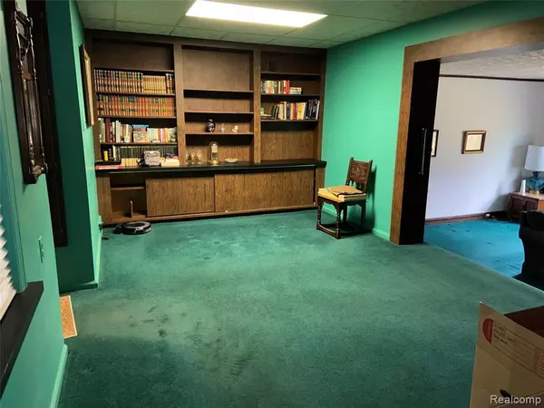 Clawson, MI,148 S MARIAS Avenue