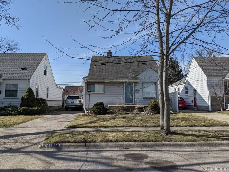 14861 RUSSELL Avenue, Allen Park, MI 48101
