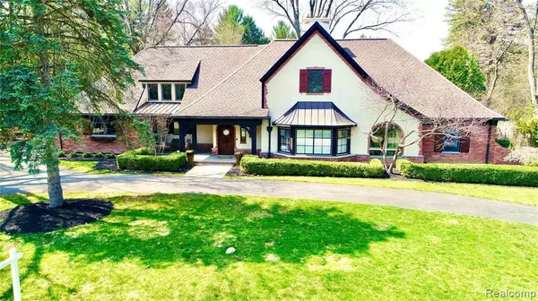 32665 COLONY HILL Drive, Franklin, MI 48025