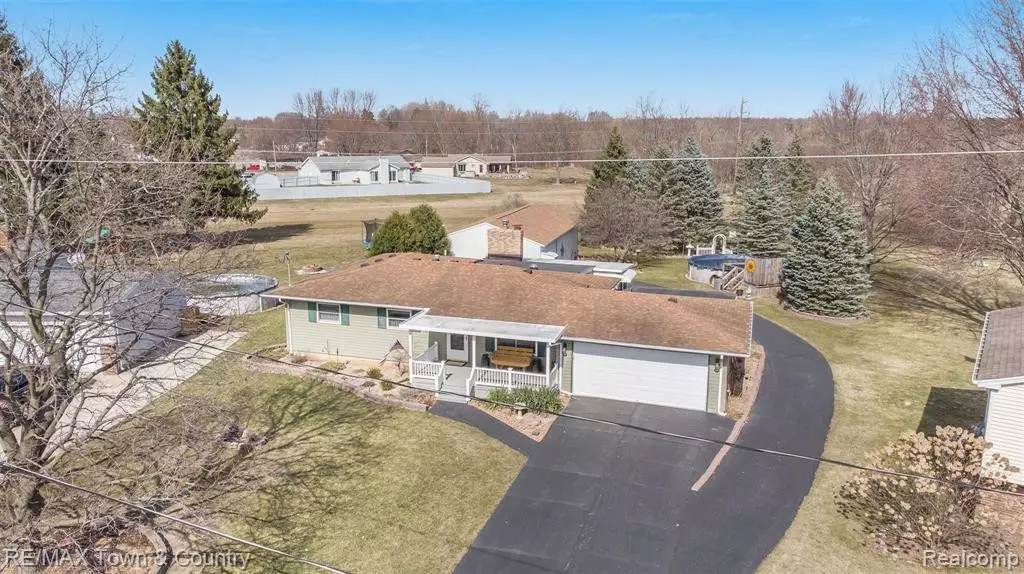 6229 COLD SPRING Trail, Grand Blanc, MI 48439