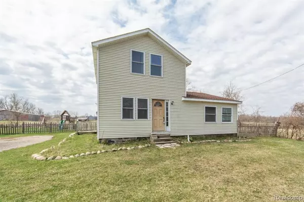 Columbiaville, MI 48421,5465 N LAKE Road