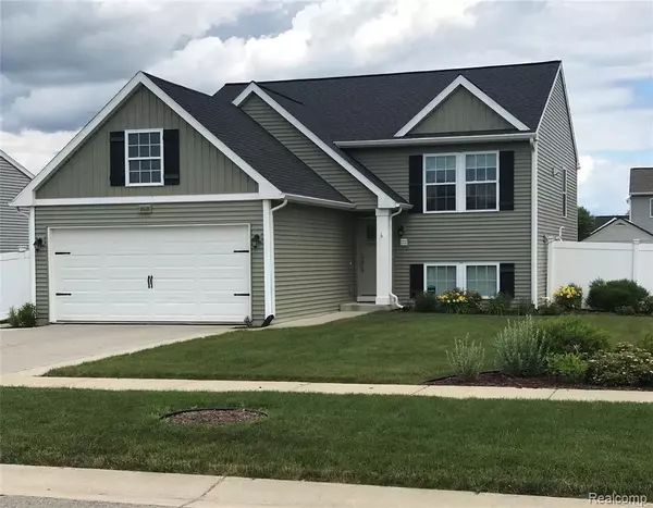 16549 Charles Town Drive, Linden, MI 48451