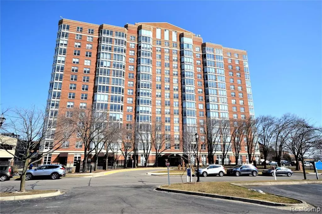 Detroit, MI 48207,250 E Harbortown Drive