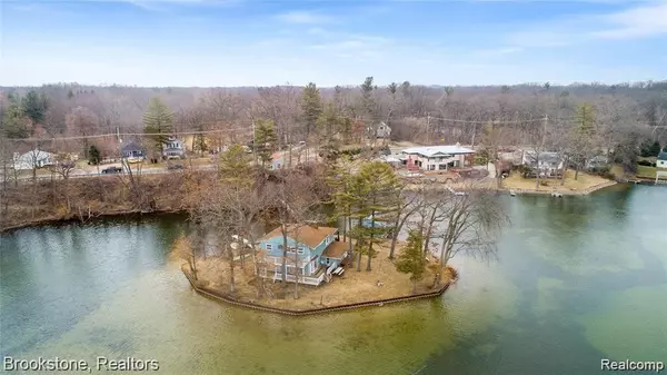 Leonard, MI 48367,1675 Rochester Road