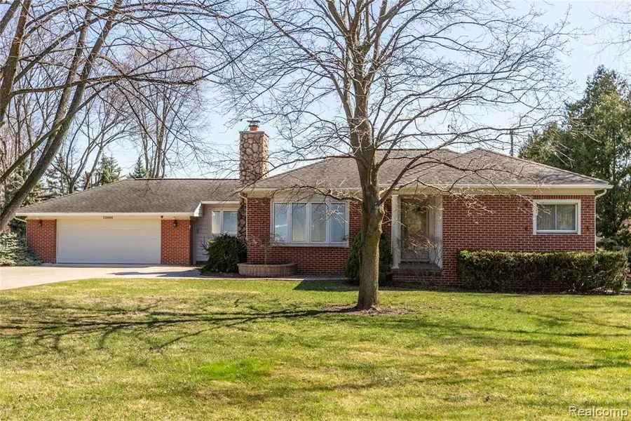 12800 DUNN N Court, Plymouth, MI 48170