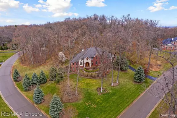 Clarkston, MI 48348,5010 Forest Valley Drive