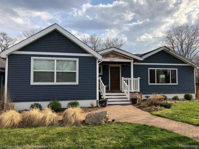 4227 GRAND BLANC Road, Swartz Creek, MI 48473