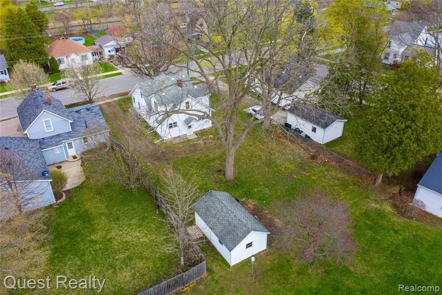 335 W 2ND Street, Imlay City, MI 48444