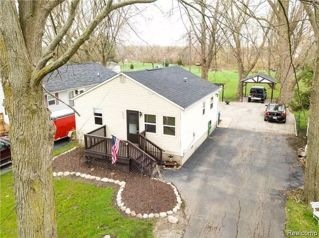 Monroe, MI 48162,1896 SPAULDING Road