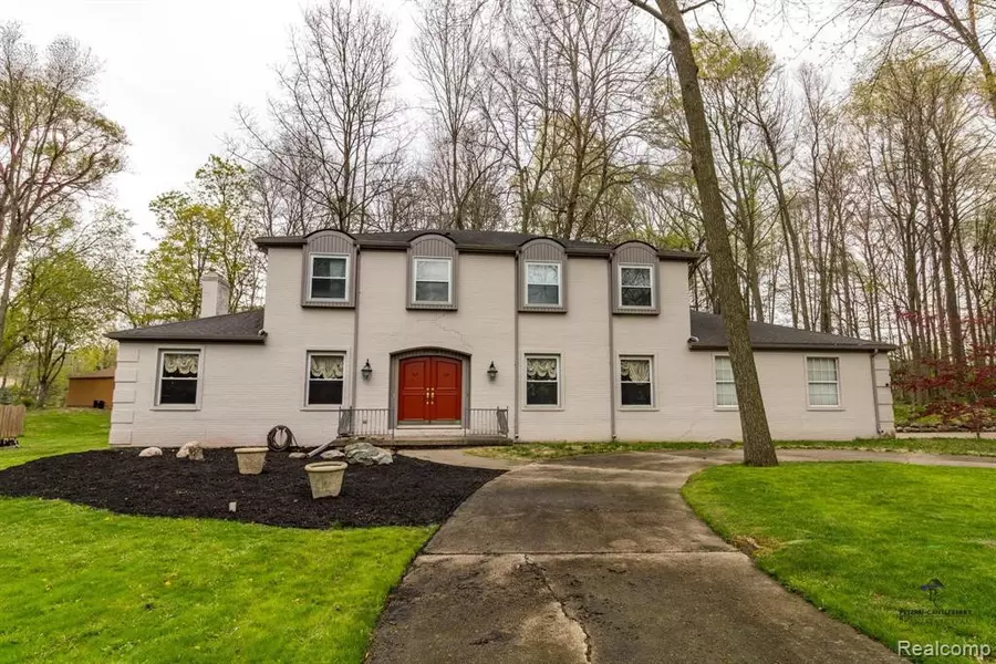 5115 DYEMEADOW Court, Flint, MI 48532