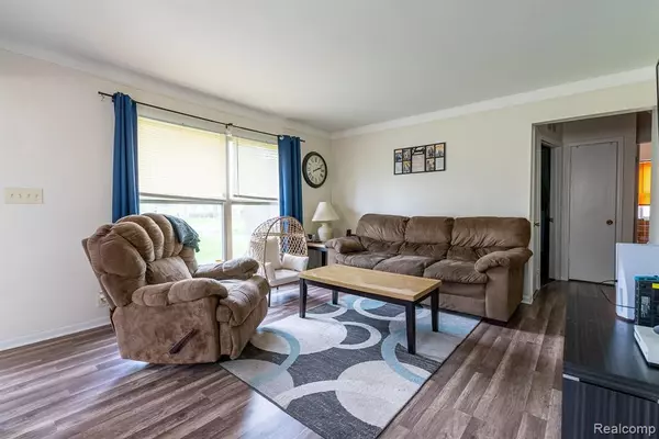 Southfield, MI 48033,22325 NANCY Avenue