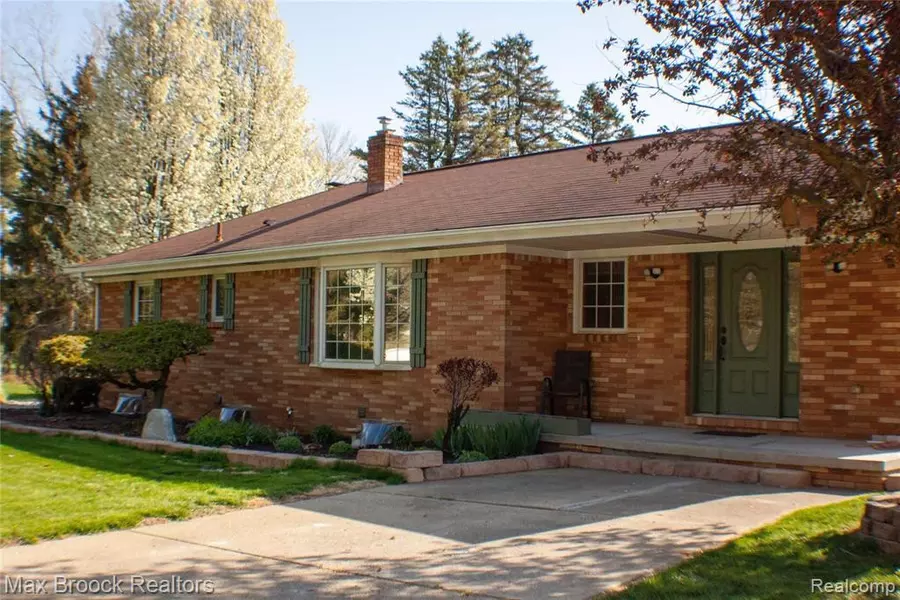 9085 LISCOM Road, Goodrich Vlg, MI