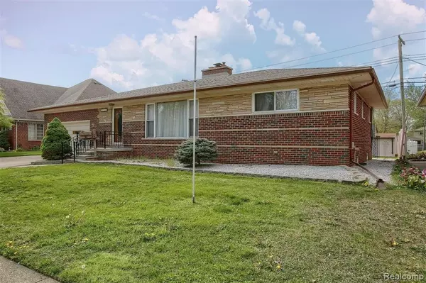 Saint Clair Shores, MI 48081,22356 LANSE Street