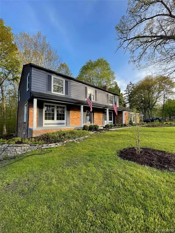 Beverly Hills, MI 48025,30401 GEORGETOWN Drive