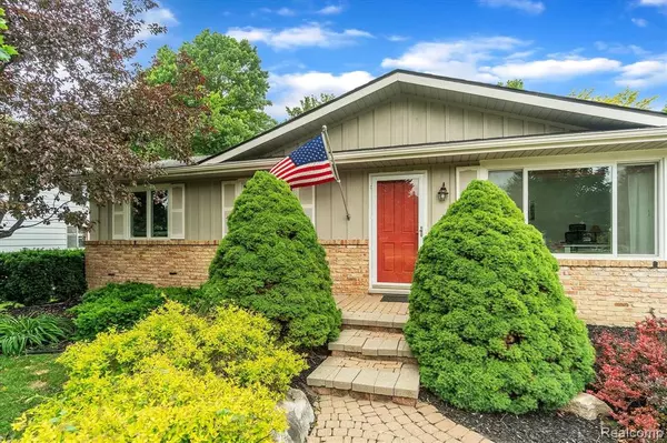 Grand Blanc, MI 48439,5503 CANONSBURG Road