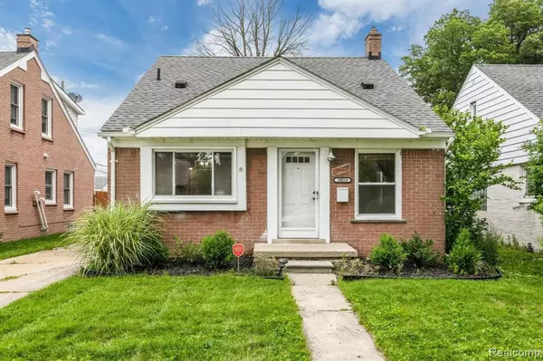 Harper Woods, MI 48225,20839 COUNTRY CLUB Drive