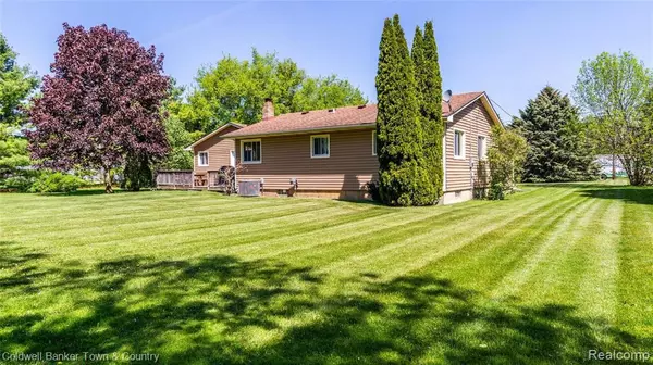 Fenton, MI 48430,10062 Carlee June Dr