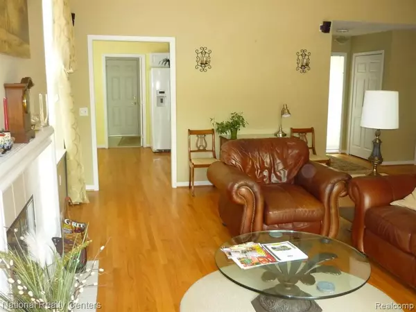 Clarkston, MI,5316 FOREST RIDGE Drive