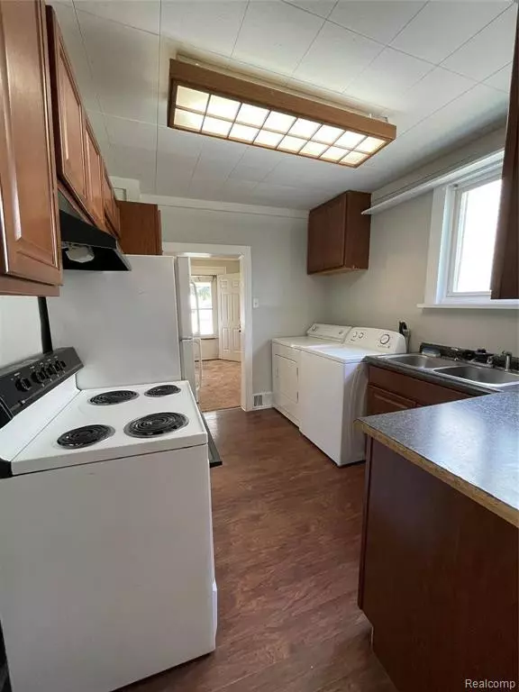 Ferndale, MI 48220,2145 BROWNING Street