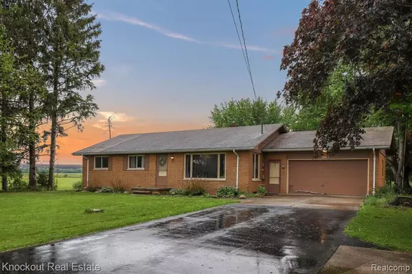 1840 FISCHER Drive, Saginaw, MI 48601