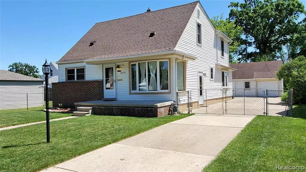 28443 BRIDGE Street, Garden City, MI