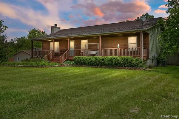 11697 RAWSONVILLE Road, Belleville, MI 48111