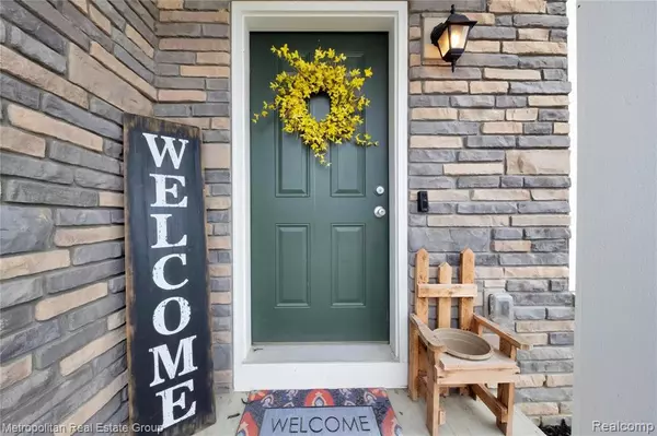 7044 WILDFLOWER Court, Grand Blanc, MI 48439