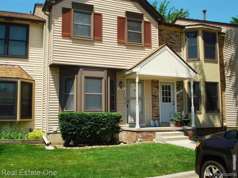 3029 CARLY Court, Auburn Hills, MI 48326