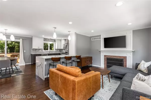 Beverly Hills, MI 48025,16008 HUMMEL Drive