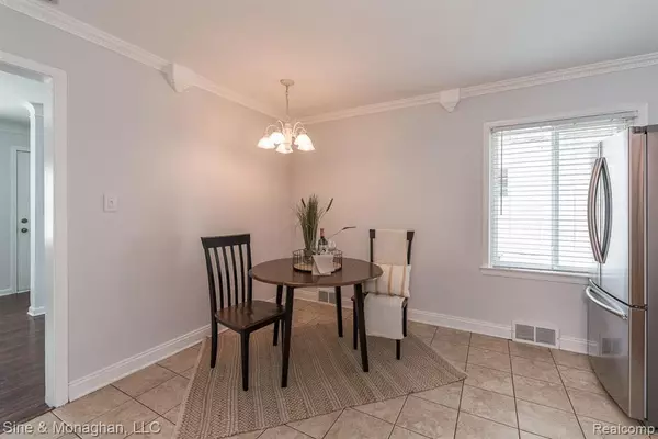 Ferndale, MI 48220,3345 MINERVA Street