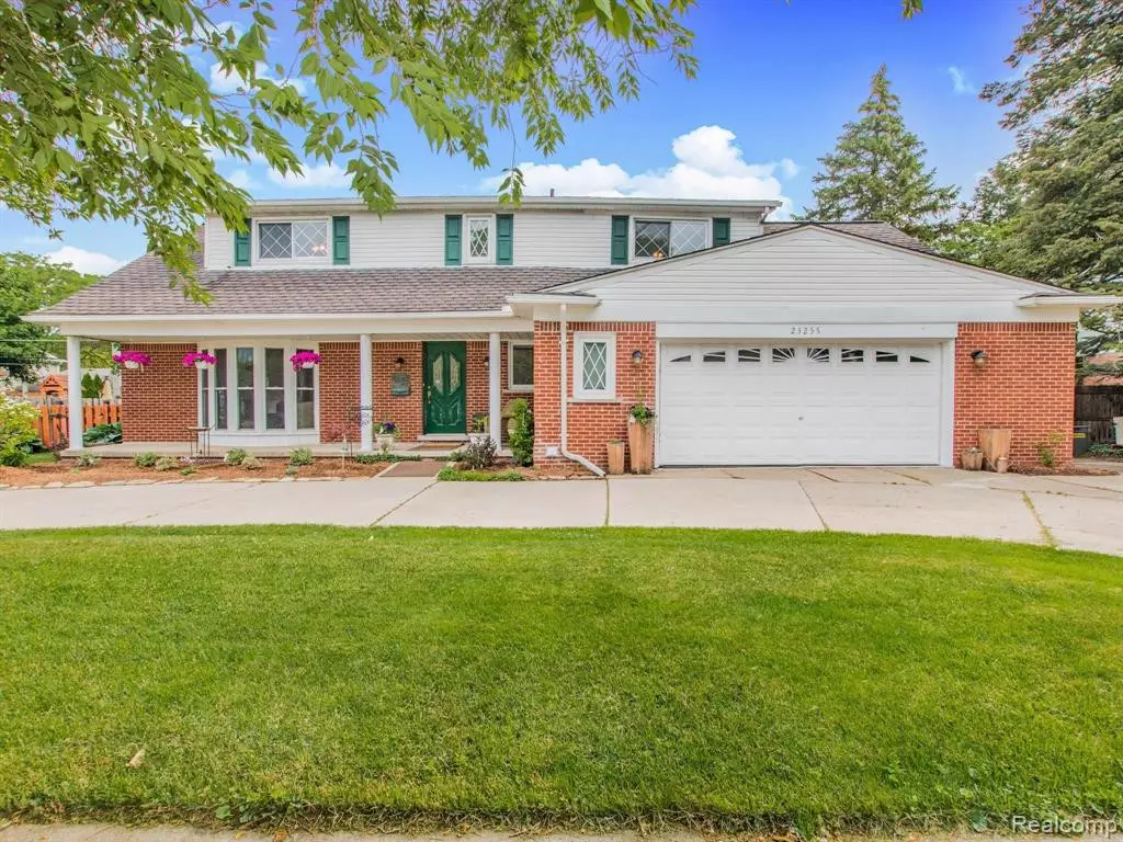 Saint Clair Shores, MI 48080,23255 S Rosedale Court