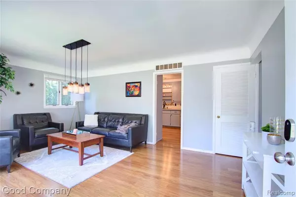 Clawson, MI,866 COOLIDGE Avenue