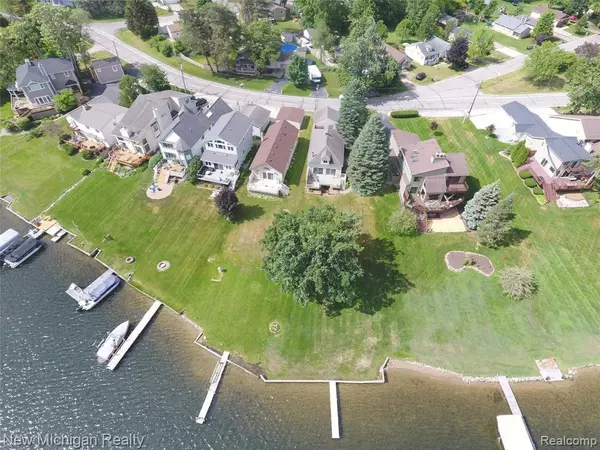 Wolverine Lake, MI 48390,600 WOLVERINE Drive