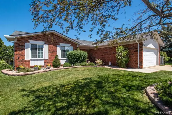 Sterling Heights, MI 48310,3025 ELPHIN Drive