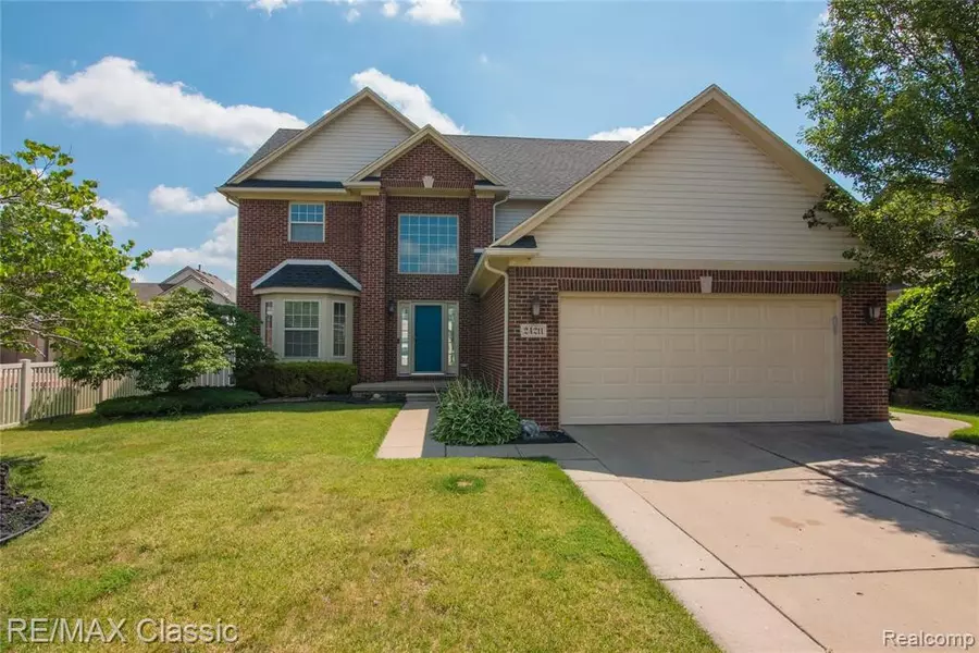 24211 WILSON Drive, Trenton, MI 48183