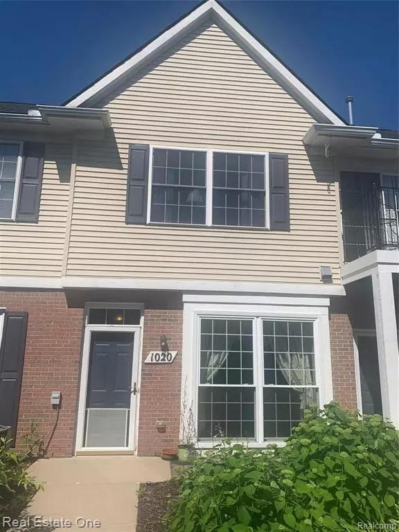 1020 Shiawassee Circle, Howell, MI 48843