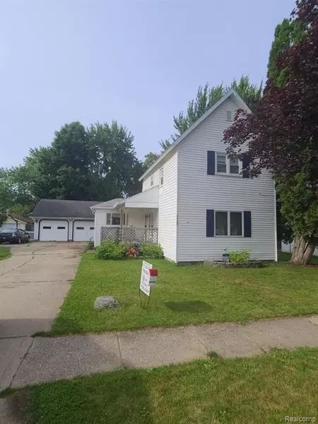 112 W ORCHARD Street, Perry, MI 48872