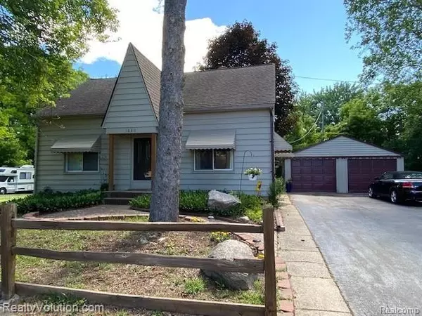 Pontiac, MI 48340,1640 CHARLESTON Avenue