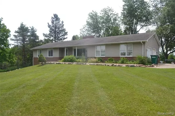 Ortonville, MI 48462,1800 LIBERTY Lane