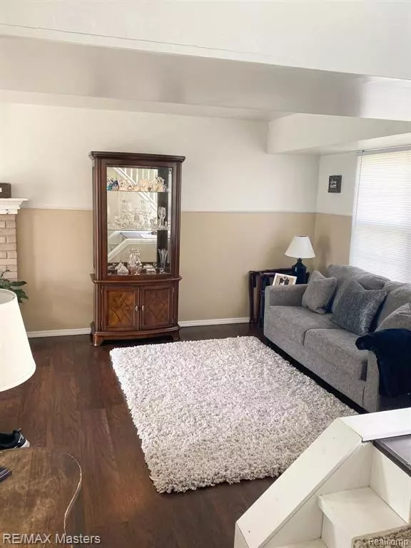 Woodhaven, MI 48183,22263 WINDSOR Court