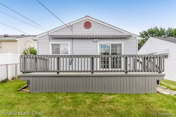 Trenton, MI 48183,3270 CHARLES Street