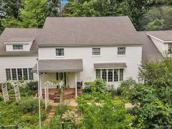 21110 KAISER Road, Gregory, MI 48137