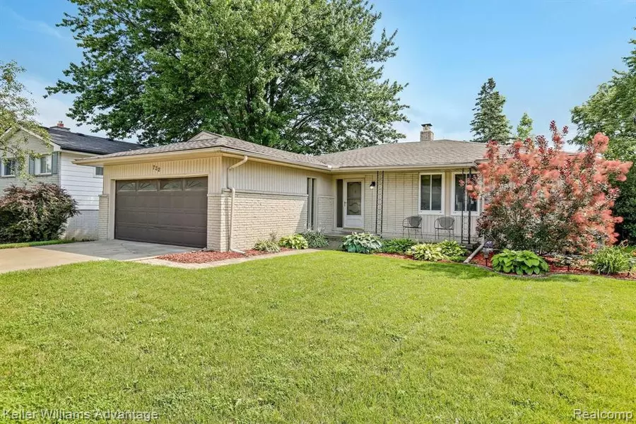 732 PROVINCETOWN Road, Auburn Hills, MI 48326