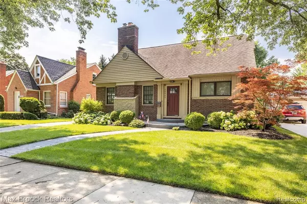 Huntington Woods, MI,10045 TALBOT Avenue