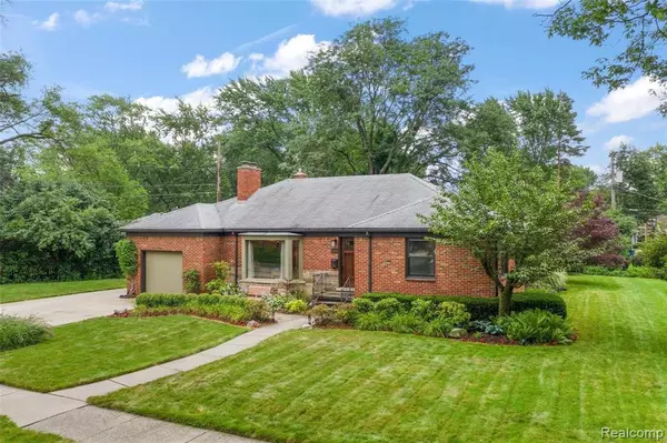 Beverly Hills, MI 48025,16137 LOCHERBIE Avenue